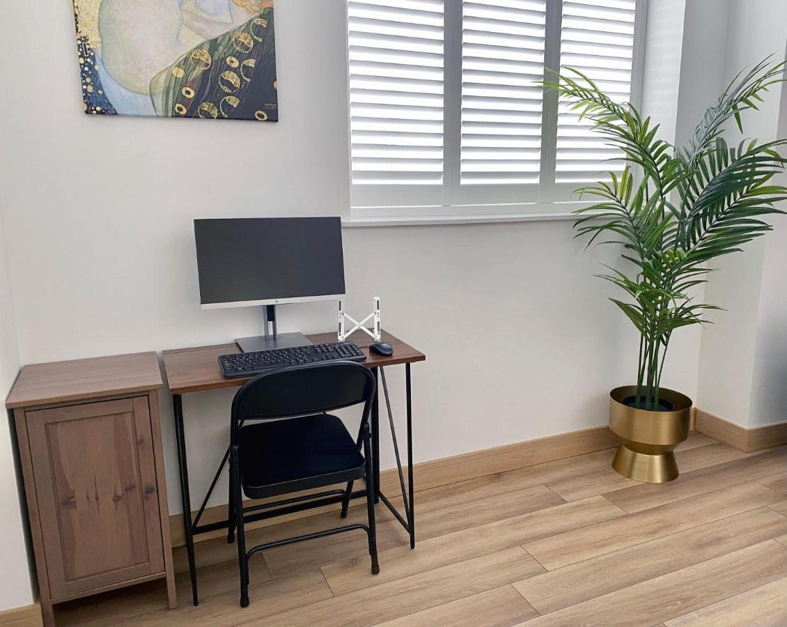 Luxury 1 Bedroom Duplex With Free Parking Plymouth Extérieur photo